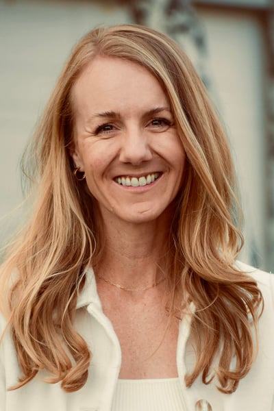 Annie McGavren-Headshot Annie McGavren-Headshot